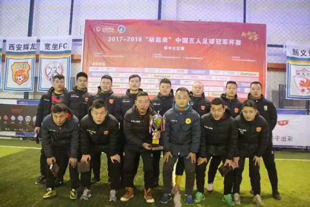 媒体评选詹姆斯最佳队友阵容：一阵与二阵分析